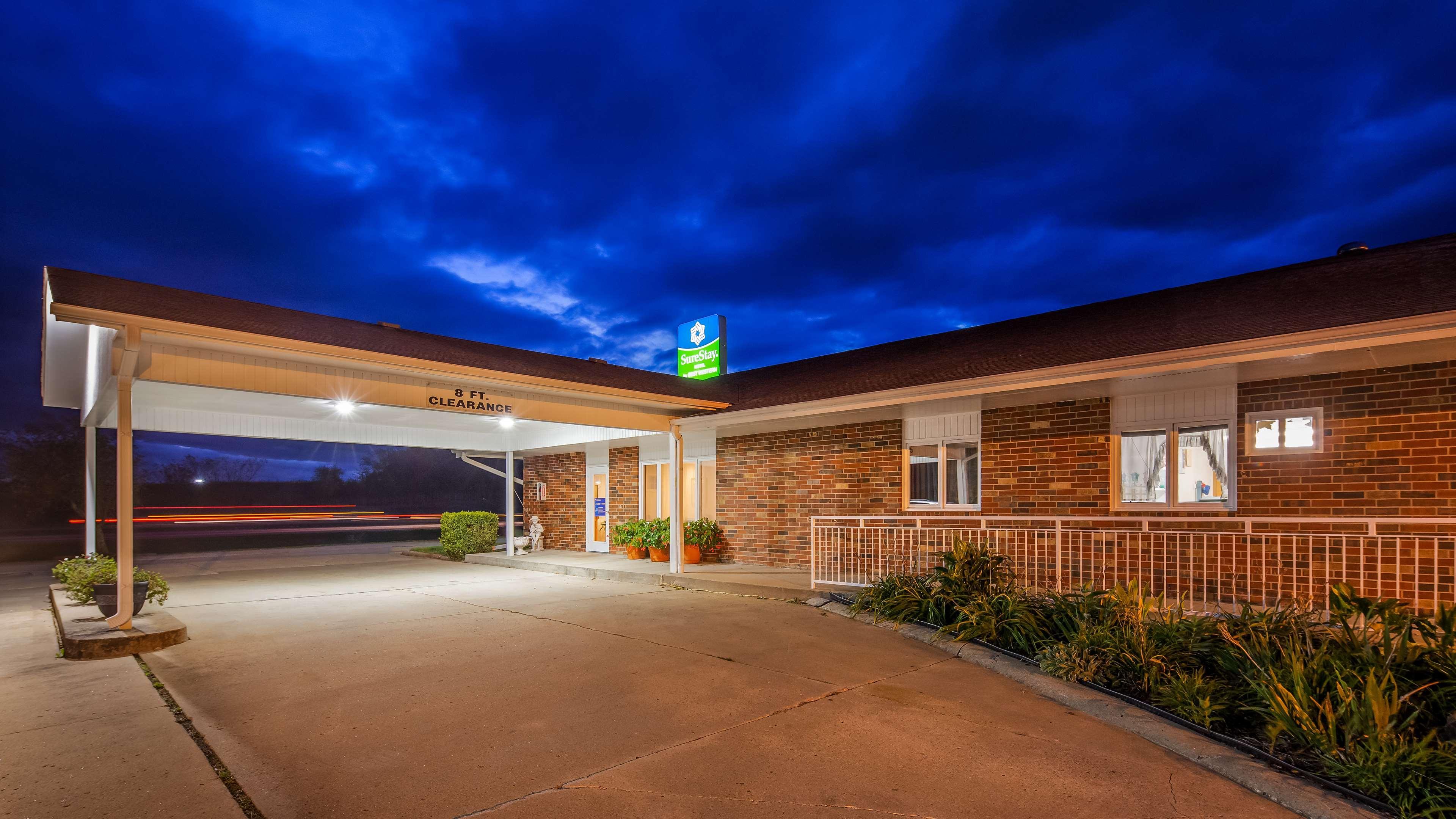 Surestay By Best Western Cameron Exterior foto